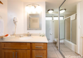 2161 Kalia Road,Honolulu,Hawaii,96815,1 BathroomBathrooms,Condo/Townhouse,Kalia,4,17663838