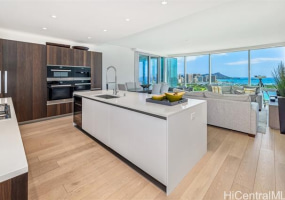 1118 Ala Moana Boulevard,Honolulu,Hawaii,96814,3 ベッドルーム ベッドルーム,2 バスルームバスルーム,コンド / タウンハウス,Ala Moana,23,17679330