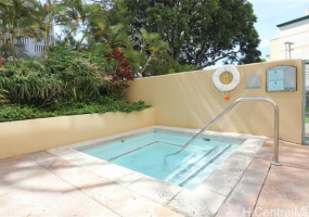 1314 Kalakaua Avenue,Honolulu,Hawaii,96826,2 Bedrooms Bedrooms,1 BathroomBathrooms,Condo/Townhouse,Kalakaua,5,17681606