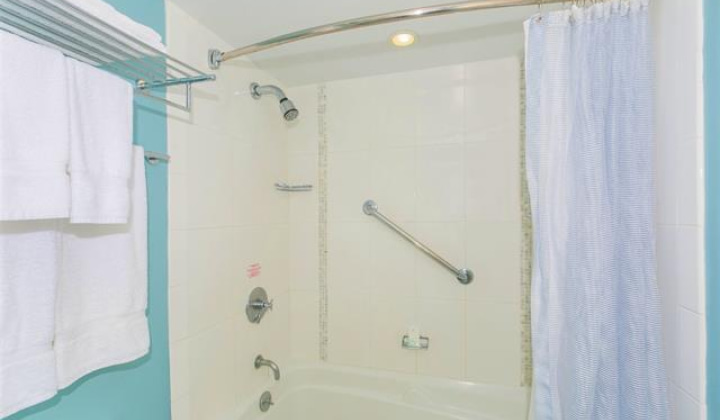 410 Atkinson Drive,Honolulu,Hawaii,96814,1 BathroomBathrooms,Condo/Townhouse,Atkinson,5,17690367