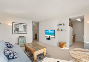 2410 Cleghorn Street,Honolulu,Hawaii,96815,1 Bedroom Bedrooms,1 BathroomBathrooms,Condo/Townhouse,Cleghorn,29,17698334