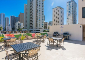 2410 Cleghorn Street,Honolulu,Hawaii,96815,1 Bedroom Bedrooms,1 BathroomBathrooms,Condo/Townhouse,Cleghorn,29,17698334