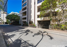 2410 Cleghorn Street,Honolulu,Hawaii,96815,1 Bedroom Bedrooms,1 BathroomBathrooms,Condo/Townhouse,Cleghorn,29,17698334