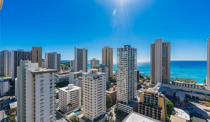 2410 Cleghorn Street,Honolulu,Hawaii,96815,1 Bedroom Bedrooms,1 BathroomBathrooms,Condo/Townhouse,Cleghorn,29,17698334