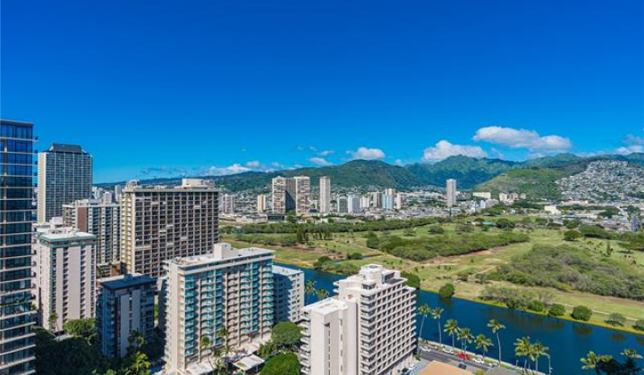 2410 Cleghorn Street,Honolulu,Hawaii,96815,1 Bedroom Bedrooms,1 BathroomBathrooms,Condo/Townhouse,Cleghorn,29,17698334