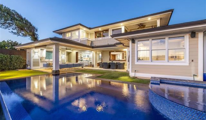 4125 Black Point Road,Honolulu,Hawaii,96816,5 ベッドルーム ベッドルーム,4 バスルームバスルーム,一戸建て,Black Point,18647190