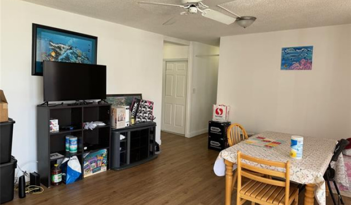 2355 Ala Wai Boulevard,Honolulu,Hawaii,96815,2 ベッドルーム ベッドルーム,2 バスルームバスルーム,コンド / タウンハウス,Ala Wai,9,17701232