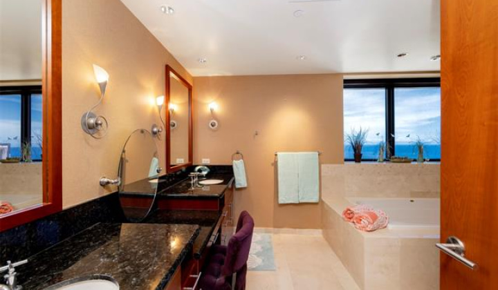 600 Queen Street,Honolulu,Hawaii,96813,2 Bedrooms Bedrooms,2 BathroomsBathrooms,Condo/Townhouse,Queen,43,18447183