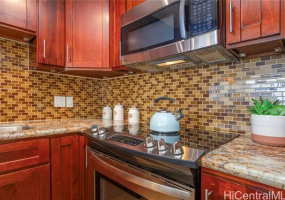 400 Hobron Lane,Honolulu,Hawaii,96815,1 Bedroom Bedrooms,1 BathroomBathrooms,Condo/Townhouse,Hobron,30,17711883