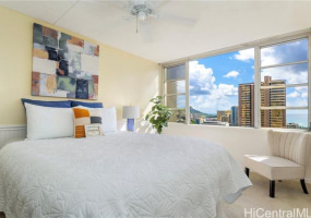 400 Hobron Lane,Honolulu,Hawaii,96815,1 Bedroom Bedrooms,1 BathroomBathrooms,Condo/Townhouse,Hobron,30,17711883