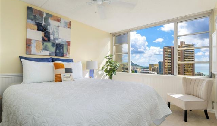 400 Hobron Lane,Honolulu,Hawaii,96815,1 Bedroom Bedrooms,1 BathroomBathrooms,Condo/Townhouse,Hobron,30,17711883