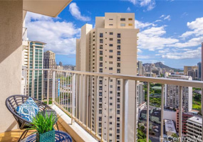 400 Hobron Lane,Honolulu,Hawaii,96815,1 Bedroom Bedrooms,1 BathroomBathrooms,Condo/Townhouse,Hobron,30,17711883