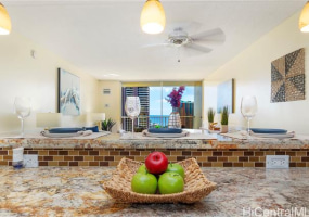 400 Hobron Lane,Honolulu,Hawaii,96815,1 Bedroom Bedrooms,1 BathroomBathrooms,Condo/Townhouse,Hobron,30,17711883