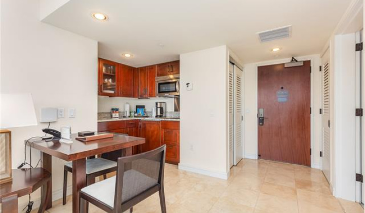 223 Saratoga Road,Honolulu,Hawaii,96815,1 BathroomBathrooms,Condo/Townhouse,Saratoga,19,17734493