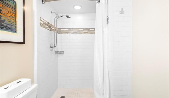 1777 Ala Moana Boulevard,Honolulu,Hawaii,96815,2 Bedrooms Bedrooms,2 BathroomsBathrooms,Condo/Townhouse,Ala Moana,25,18741534