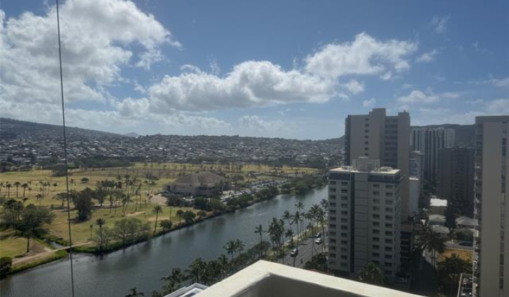 2421 Ala Wai Boulevard,Honolulu,Hawaii,96815,2 ベッドルーム ベッドルーム,2 バスルームバスルーム,コンド / タウンハウス,Ala Wai,20,17734567
