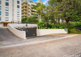 3003 8A KALAKAUA Avenue,Honolulu,Hawaii,96815,2 ベッドルーム ベッドルーム,2 バスルームバスルーム,コンド / タウンハウス,KALAKAUA,8,17735816