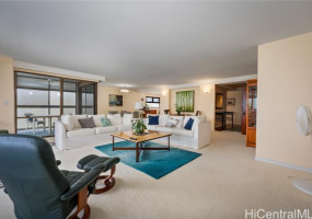 3003 8A KALAKAUA Avenue,Honolulu,Hawaii,96815,2 ベッドルーム ベッドルーム,2 バスルームバスルーム,コンド / タウンハウス,KALAKAUA,8,17735816
