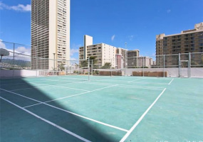 2240 Kuhio Avenue,Honolulu,Hawaii,96815,1 Bedroom Bedrooms,1 BathroomBathrooms,Condo/Townhouse,Kuhio,12,17735872