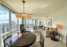 223 Saratoga Road,Honolulu,Hawaii,96815,1 ベッドルーム ベッドルーム,1 バスルームバスルーム,コンド / タウンハウス,Saratoga,18,17737386