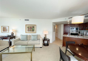 223 Saratoga Road,Honolulu,Hawaii,96815,1 ベッドルーム ベッドルーム,1 バスルームバスルーム,コンド / タウンハウス,Saratoga,18,17737386