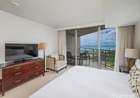 223 Saratoga Road,Honolulu,Hawaii,96815,1 Bedroom Bedrooms,2 BathroomsBathrooms,Condo/Townhouse,Saratoga,15,17327067