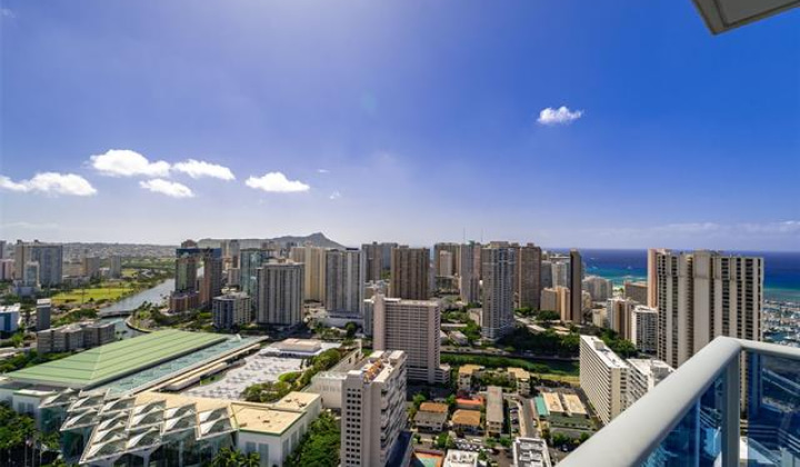 1631 Kapiolani Boulevard,Honolulu,Hawaii,96814,3 ベッドルーム ベッドルーム,2 バスルームバスルーム,コンド / タウンハウス,Kapiolani,41,18787280