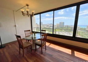 1910 Ala Moana Boulevard,Honolulu,Hawaii,96815,2 ベッドルーム ベッドルーム,2 バスルームバスルーム,コンド / タウンハウス,Ala Moana,23,17738218