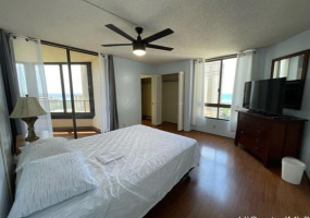 223 Saratoga Road,Honolulu,Hawaii,96815,1 Bedroom Bedrooms,2 BathroomsBathrooms,Condo/Townhouse,Saratoga,15,17327067