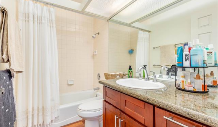 7007 Hawaii Kai Drive,Honolulu,Hawaii,96825,2 Bedrooms Bedrooms,2 BathroomsBathrooms,Condo/Townhouse,Hawaii Kai,2,17740544
