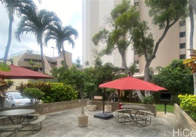 2525 Date Street,Honolulu,Hawaii,96826,2 ベッドルーム ベッドルーム,2 バスルームバスルーム,コンド / タウンハウス,Date,23,17742583