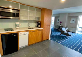 410 Atkinson Drive,Honolulu,Hawaii,96814,1 ベッドルーム ベッドルーム,1 バスルームバスルーム,コンド / タウンハウス,Atkinson,33,17743000