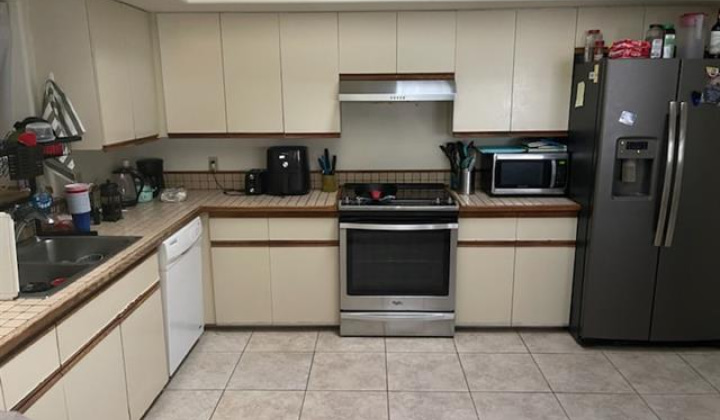 2662 Namauu Drive,Honolulu,Hawaii,96817,6 Bedrooms Bedrooms,5 BathroomsBathrooms,Single family,Namauu,17743980