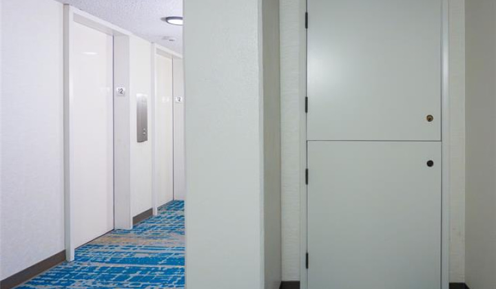 2444 Hihiwai Street,Honolulu,Hawaii,96826,1 ベッドルーム ベッドルーム,1 バスルームバスルーム,コンド / タウンハウス,Hihiwai,12,17745429