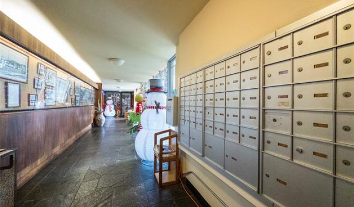 2444 Hihiwai Street,Honolulu,Hawaii,96826,1 ベッドルーム ベッドルーム,1 バスルームバスルーム,コンド / タウンハウス,Hihiwai,12,17745429