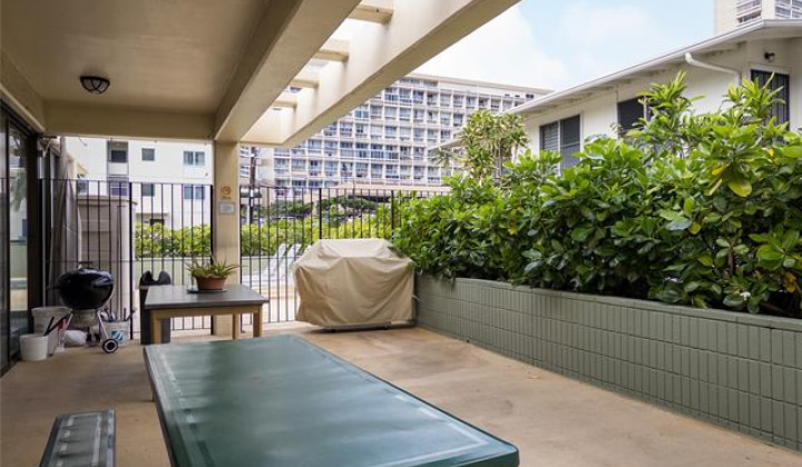 2444 Hihiwai Street,Honolulu,Hawaii,96826,1 ベッドルーム ベッドルーム,1 バスルームバスルーム,コンド / タウンハウス,Hihiwai,12,17745429