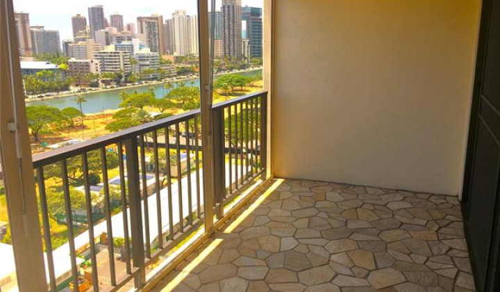2444 Hihiwai Street,Honolulu,Hawaii,96826,1 ベッドルーム ベッドルーム,1 バスルームバスルーム,コンド / タウンハウス,Hihiwai,12,17745429