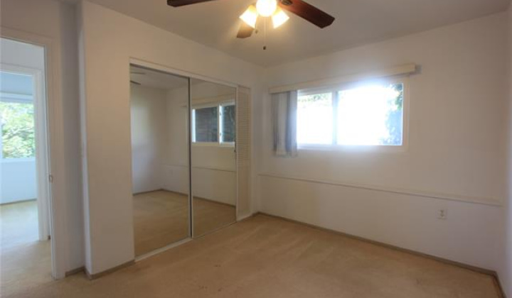 3086 Kaohinani Drive,Honolulu,Hawaii,96817,6 Bedrooms Bedrooms,5 BathroomsBathrooms,Single family,Kaohinani,17745953