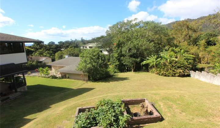 3086 Kaohinani Drive,Honolulu,Hawaii,96817,6 Bedrooms Bedrooms,5 BathroomsBathrooms,Single family,Kaohinani,17745953