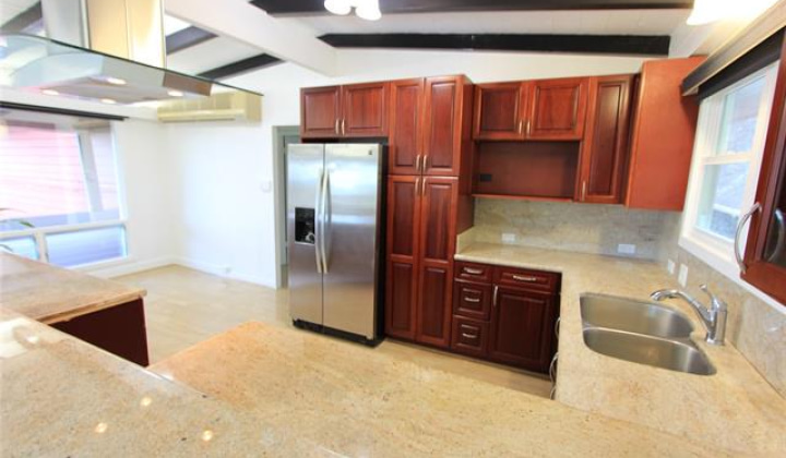 3086 Kaohinani Drive,Honolulu,Hawaii,96817,6 Bedrooms Bedrooms,5 BathroomsBathrooms,Single family,Kaohinani,17745953