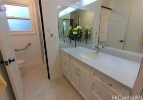 3086 Kaohinani Drive,Honolulu,Hawaii,96817,6 Bedrooms Bedrooms,5 BathroomsBathrooms,Single family,Kaohinani,17745953