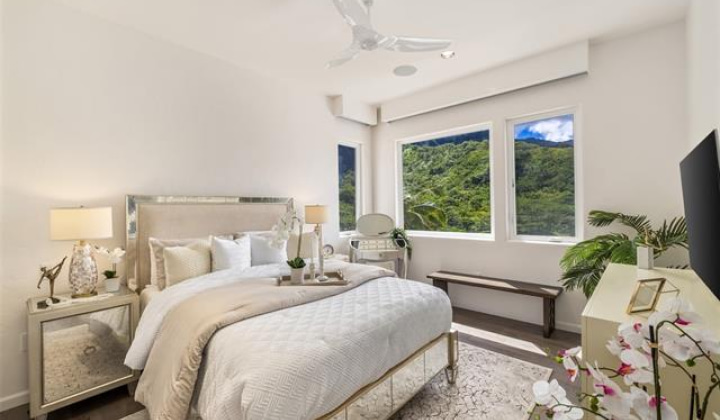 47-958 Kamakoi Road,Kaneohe,Hawaii,96744,5 Bedrooms Bedrooms,5 BathroomsBathrooms,Single family,Kamakoi,18873280