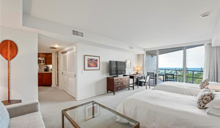 223 Saratoga Road,Honolulu,Hawaii,96815,1 BathroomBathrooms,Condo/Townhouse,Saratoga,10,17759574