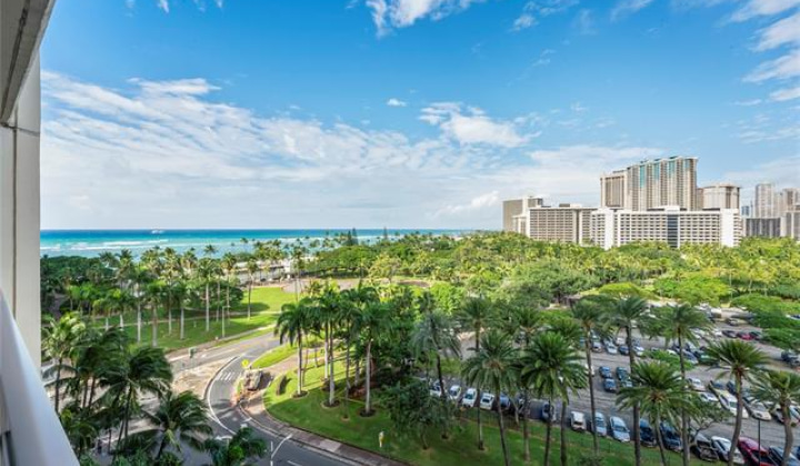 223 Saratoga Road,Honolulu,Hawaii,96815,1 BathroomBathrooms,Condo/Townhouse,Saratoga,10,17759574