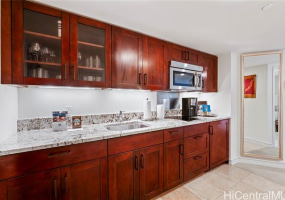 223 Saratoga Road,Honolulu,Hawaii,96815,1 BathroomBathrooms,Condo/Townhouse,Saratoga,10,17759574