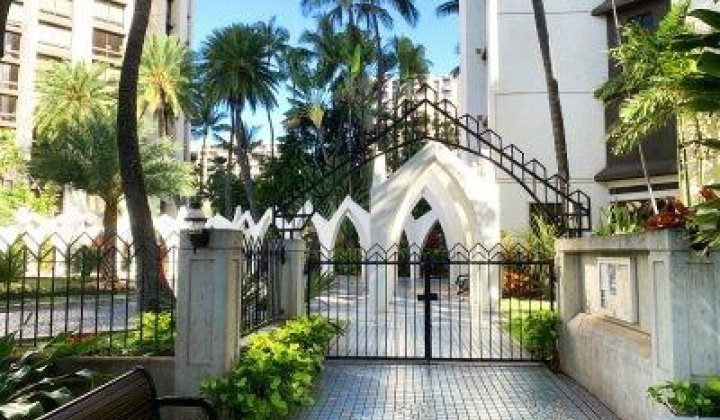 300 Wai Nani Way,Honolulu,Hawaii,96815,2 Bedrooms Bedrooms,2 BathroomsBathrooms,Condo/Townhouse,Wai Nani,18,17761078