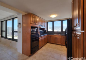 1650 Ala Moana Boulevard,Honolulu,Hawaii,96815,3 Bedrooms Bedrooms,3 BathroomsBathrooms,Condo/Townhouse,Ala Moana,33,17766328
