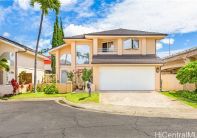 103 Kiionioni Place,Honolulu,Hawaii,96816,3 Bedrooms Bedrooms,2 BathroomsBathrooms,Single family,Kiionioni,17773427