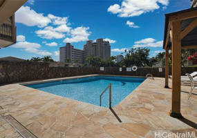 1050 Kinau Street,Honolulu,Hawaii,96814,2 Bedrooms Bedrooms,1 BathroomBathrooms,Condo/Townhouse,Kinau,3,17774512