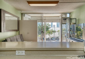 2240 Kuhio Avenue,Honolulu,Hawaii,96815,1 Bedroom Bedrooms,1 BathroomBathrooms,Condo/Townhouse,Kuhio,14,17371020